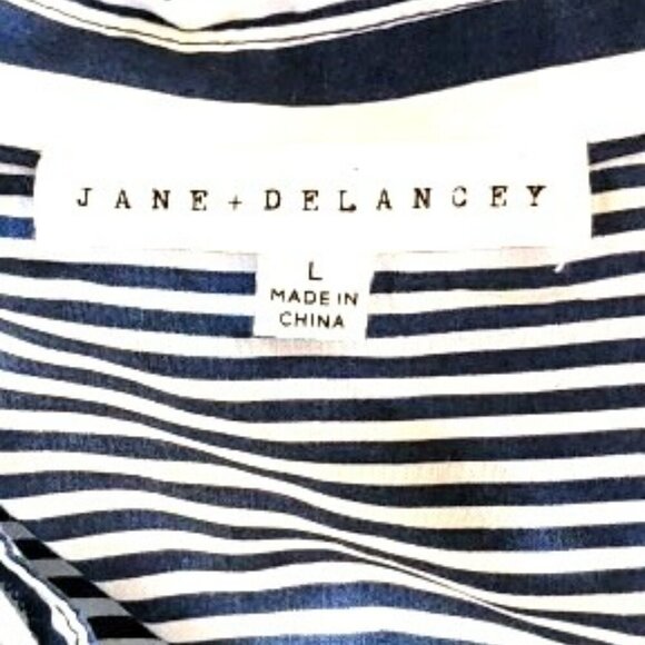 Jane and Delancey Long Sleeve Navy Blue and White Stripes Shirt in Size Large - Picture 4 of 6
